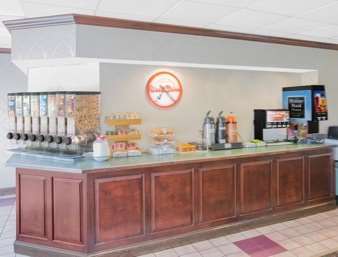 Inn Quality Kannapolis 2*